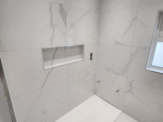 Elegance of Porcelain Tilling